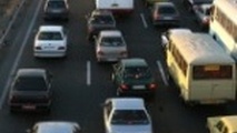 ترافیک در محورهای مواصلاتی استان زنجان سنگین است