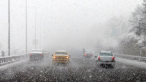 بارش برف و باران در جاده‌های ۱۱ استان کشور