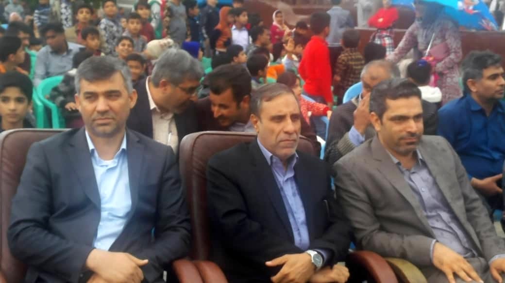 همایش مبارزه با زباله های پلاستیکی بنرد کنگان