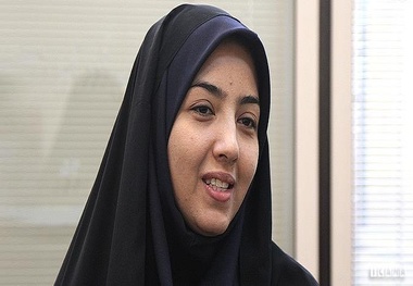ثبات نسبی در بازار ارز از لازمه های ایجاد آرامش در اقتصاد کشور/ یکسان سازی نرخ ارز ماموریت تیم اقتصادی دولت