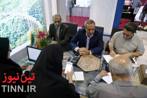 نشست خبری معاون ناوگان راه‌آهن در نمایشگاه ریلی