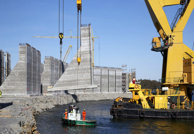 Stockholm Norvik Port halfway finished
