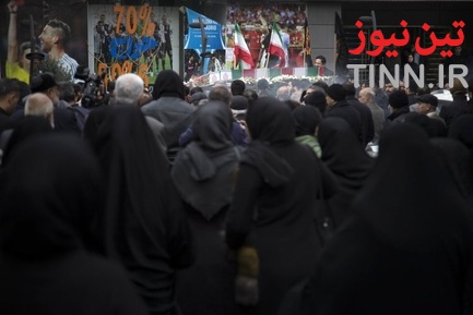 تشییع پیکر دو تن از شهدای سانحه هوایی در تهران
