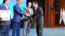 نشان عالی مسئولیت اجتماعی به سازمان بنادر و دریانوردی اهدا شد 