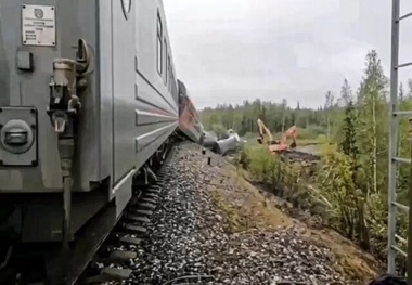 Train services resume in Bristol area with track and bridge upgrades completed on time