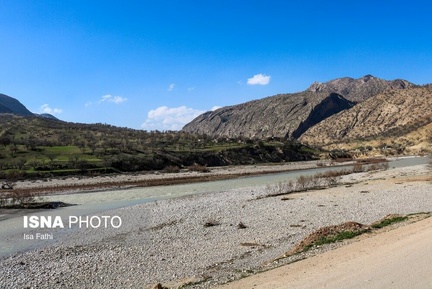 روستایی در دامنه زاگرس