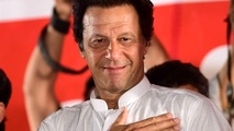عمران خان با یک هواپیمای معمولی راهی آمریکا شد