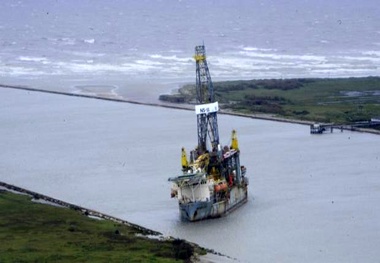 Paragon still working on drillship removal from Corpus Christi