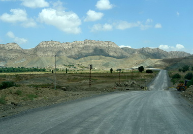 بازدید مدیر کل راه و شهرسازی خراسان شمالی از راه های روستایی شهرستان بجنورد و شیروان 