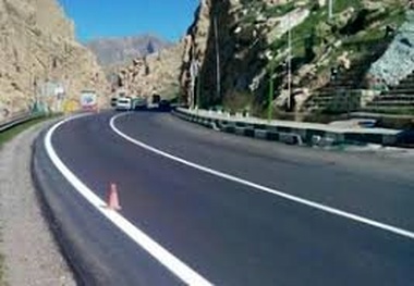 جوی آرام و ترافیکی روان در جاده‌ها