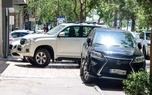 پارک خودرو در پیاده رو؛ ناقض حقوق شهروندی عابران پیاده 