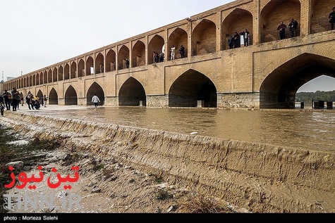 گزارش تصویری| چشم نصف جهان به زاینده‌ رود روشن شد