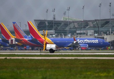 DOT Sues Southwest, Fines Frontier Over Chronic Delays