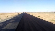شروع هفت کیلومتر عملیات روکش آسفالت از محور سه‌راهی شادمهر-سه‌راهی مهنه

