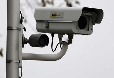 دوربین های ثبت تخلف خودروهای بدون معاینه فنی در همدان فعال شد
