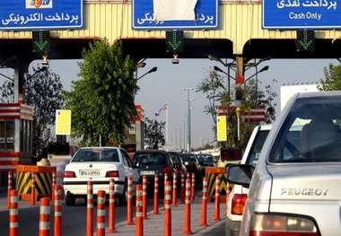 ترافیک آزادراه تهران قم پرحجم و روان است/ از قهوه اسپرسو تا صف کوتاه پمپ بنزین های اتوبان