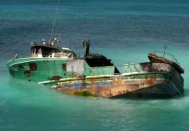 Salvage attempt underway for grounded vessel off Honolulu