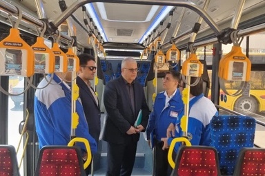 بازدید مدیرعامل اتحادیه سازمان‌ های حمل و نقل شهرداری‌ های کشور از ایران خودرو دیزل
