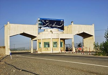 سیلاب‌ های بالادستی تهدیدی جدی برای فرودگاه ایرانشهر