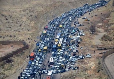 ادامه عملیات چهار بانده کردن محورهای منتهی به مرز عراق