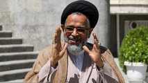 روحانی: وزیر اطلاعات عملکرد بسیار خوبی در مقابله با تروریست‌ها داشته است