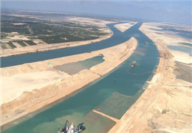 درآمد کانال سوئز افزایش یافت